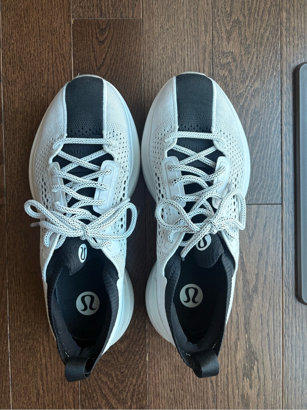 Lululemon Chargefeel 3 Women size 9.5  like new black and white running shoes